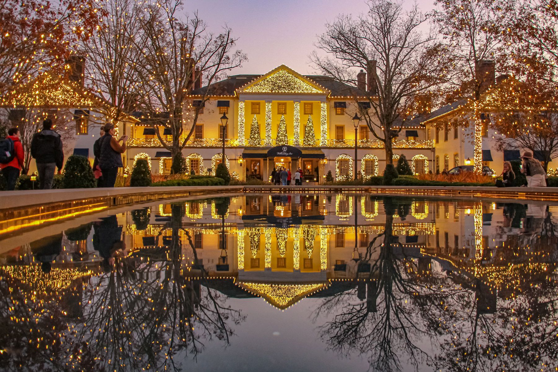 williamsburg virginia christmas decorations