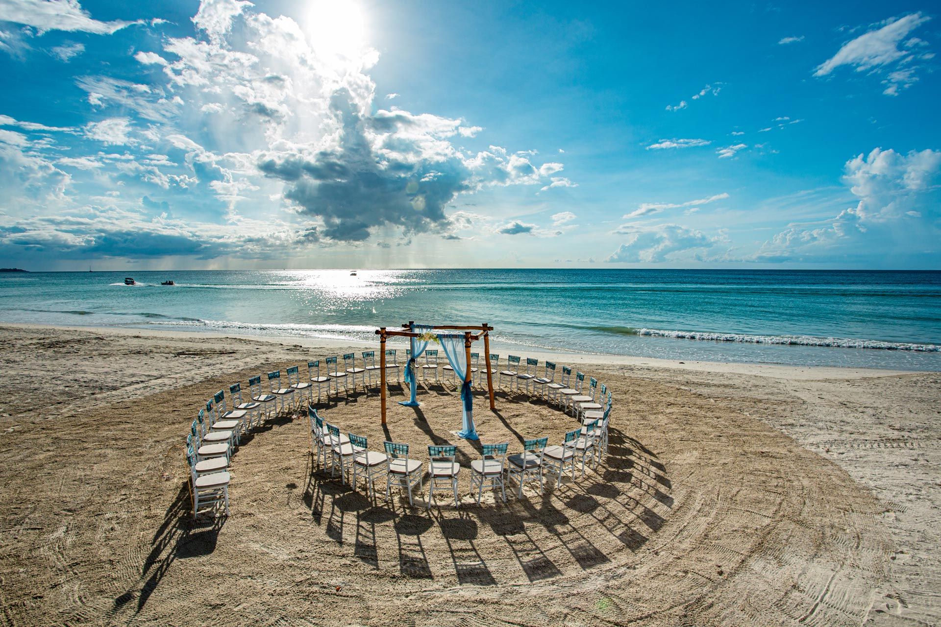 30 Things To Consider Planning A Beach Wedding Beaches