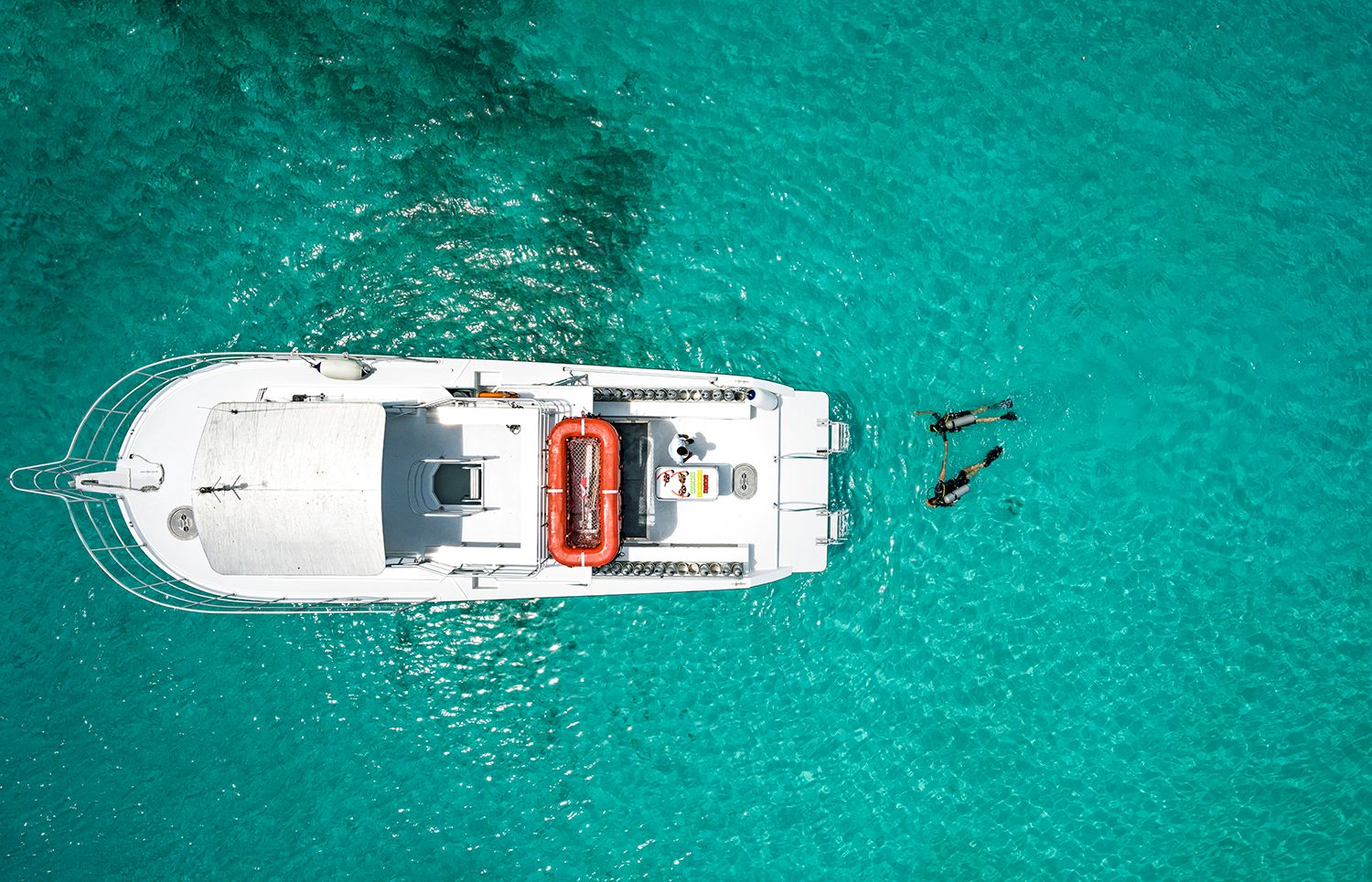 BTC_DRONE_DIVE_BOAT_LIFESTYLE_036