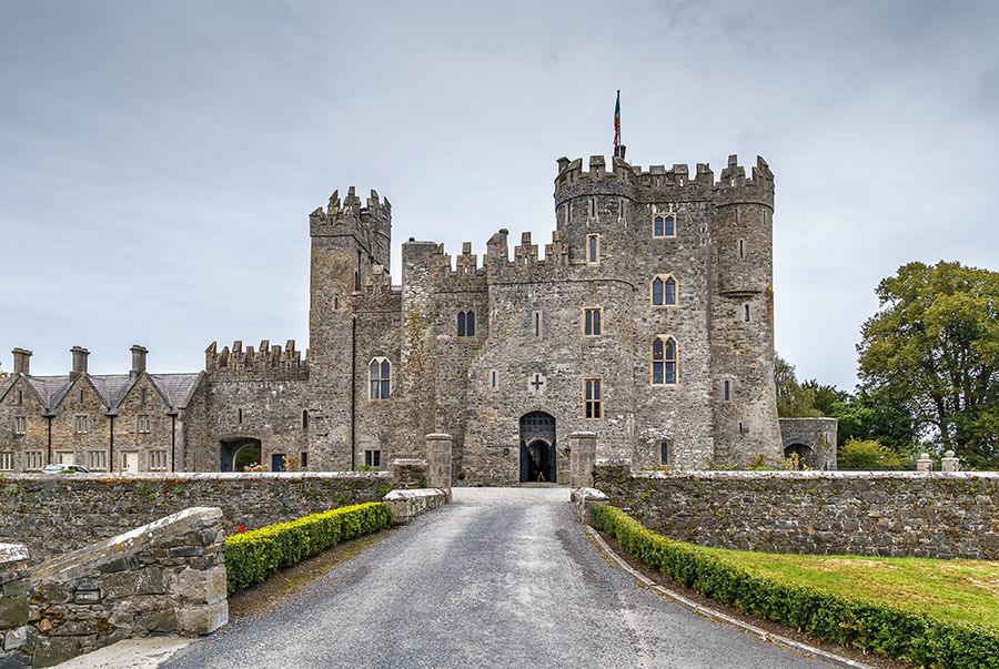 Kilkea-Castle--Ireland