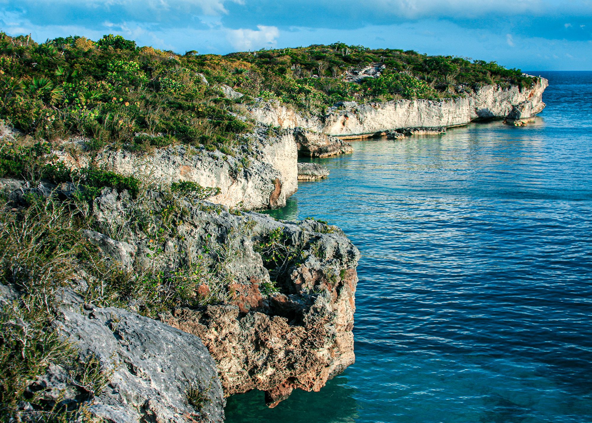 Sapodilla Bay Turks Caicos Cliffs